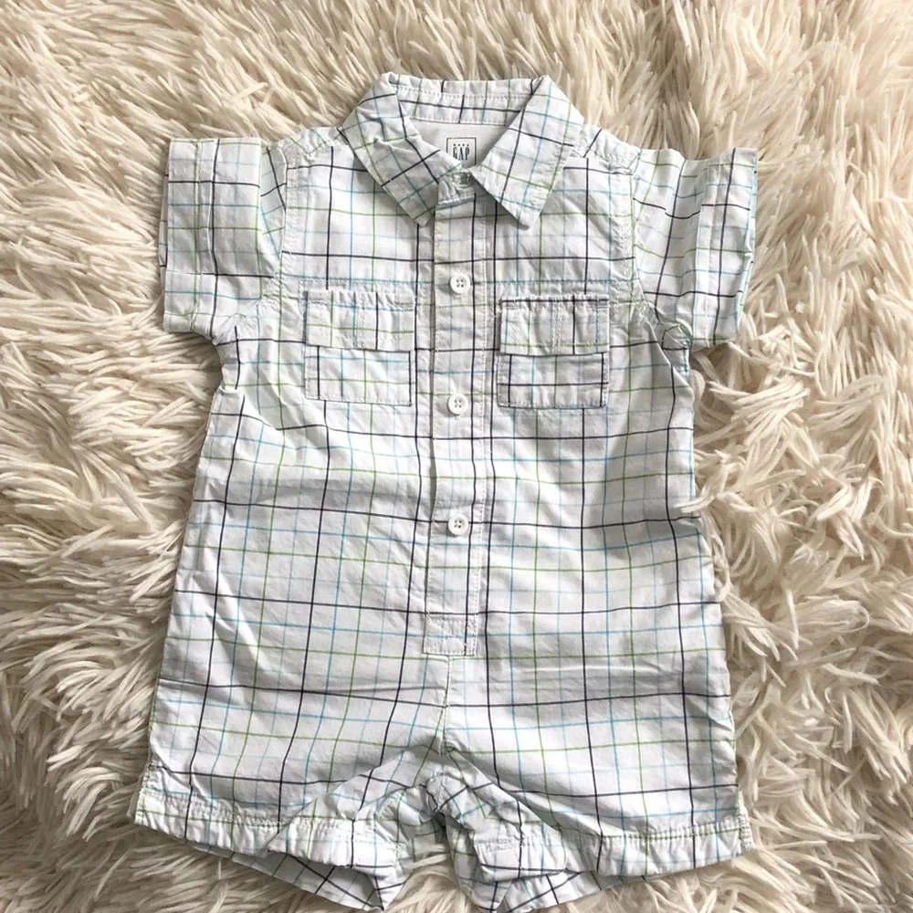 Baby Gap shorts romper